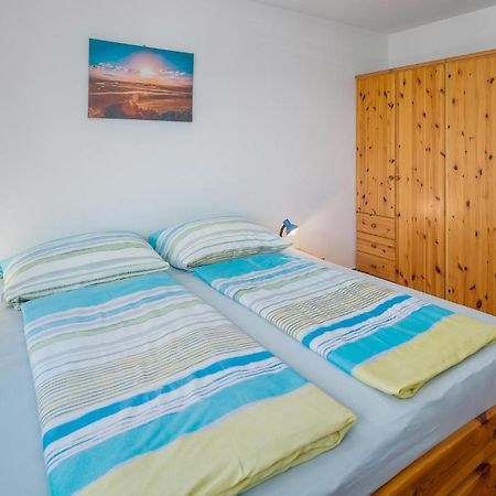 1 Bedroom Beautiful Apartment In Poreč Extérieur photo