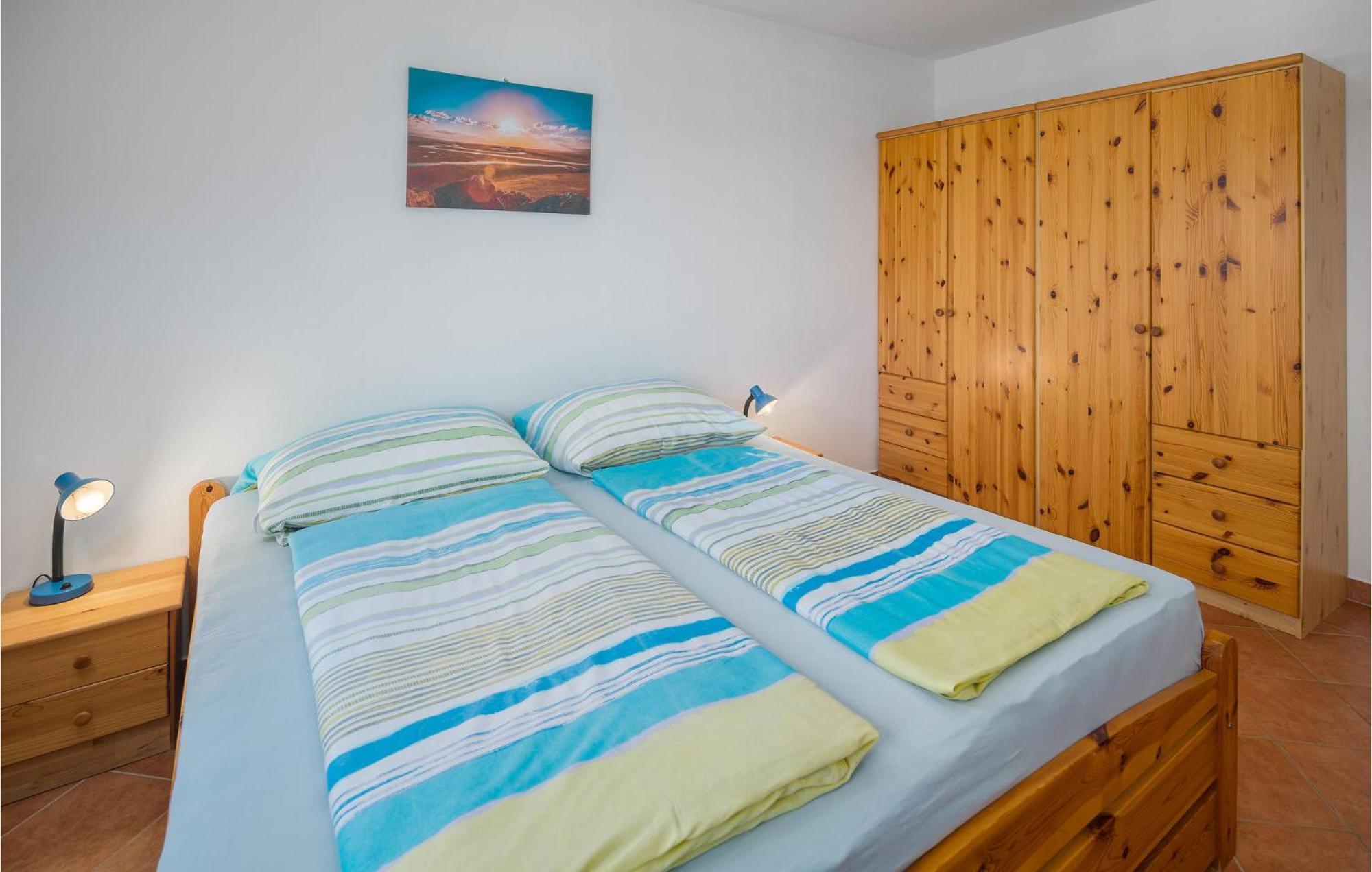 1 Bedroom Beautiful Apartment In Poreč Extérieur photo
