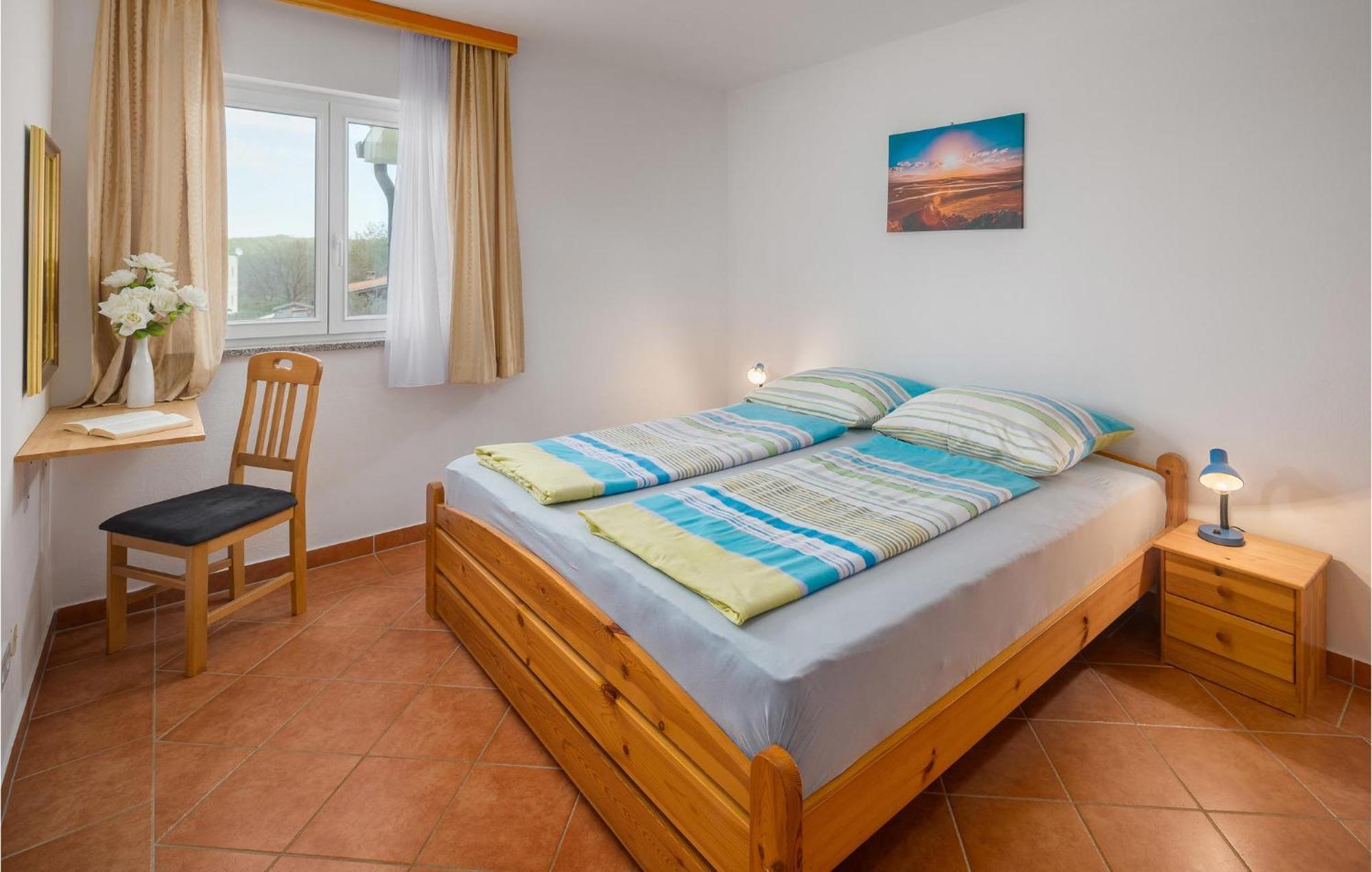 1 Bedroom Beautiful Apartment In Poreč Extérieur photo